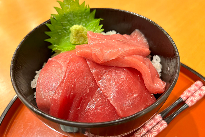 本マグロ丼